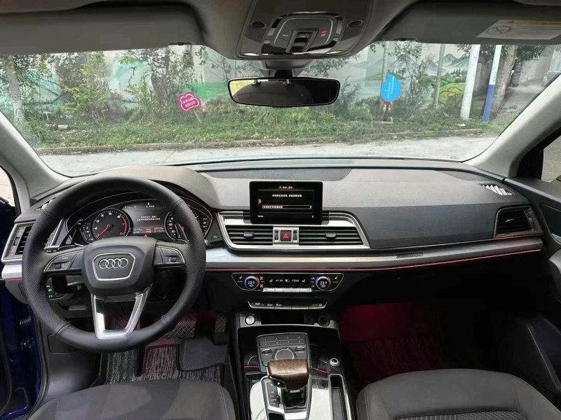 广州19年奥迪Q54