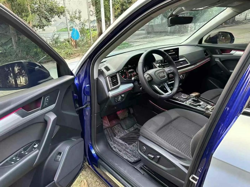 广州19年奥迪Q56