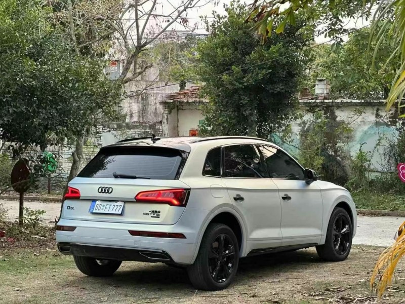 广州19年奥迪Q57