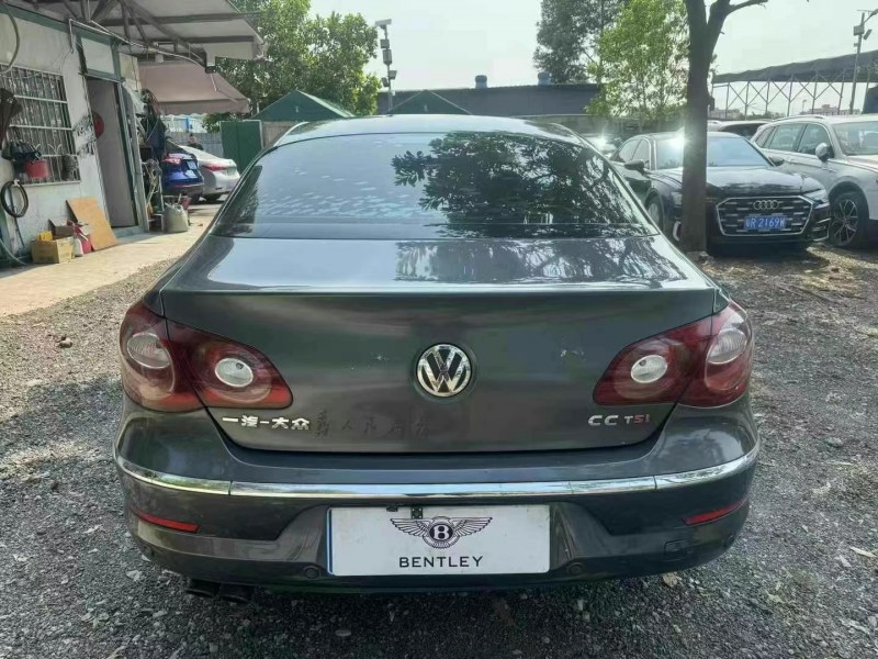 广州11年大众CC8