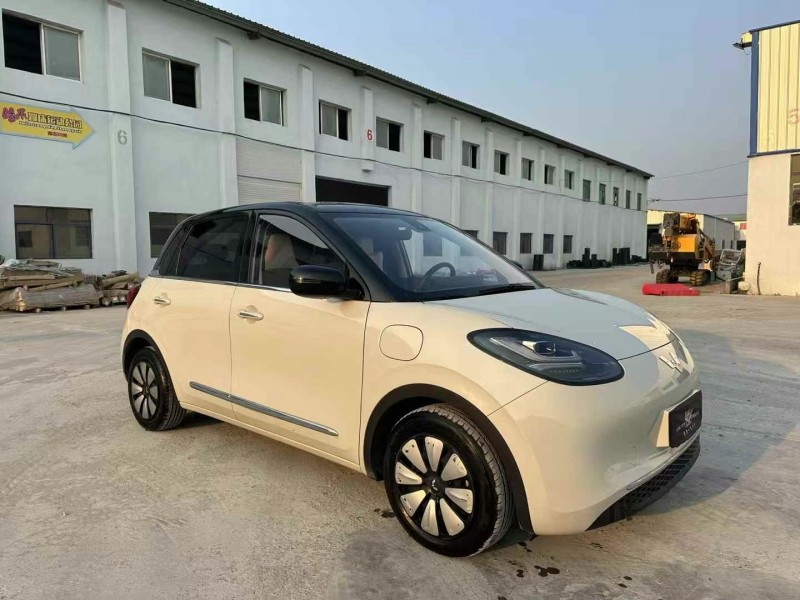 襄陽23年五菱汽車繽果2