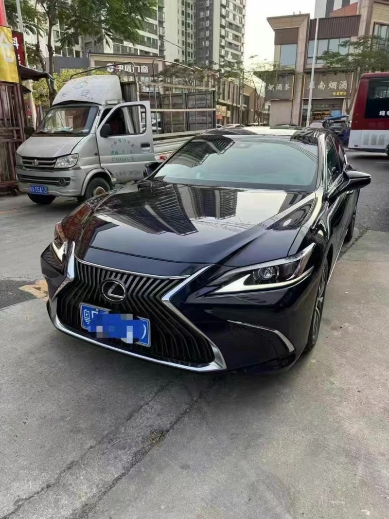 广州20年雷克萨斯ES1