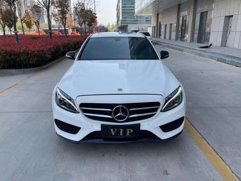 济宁18年奔驰C1