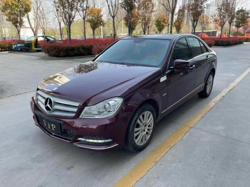 济宁12年奔驰C3