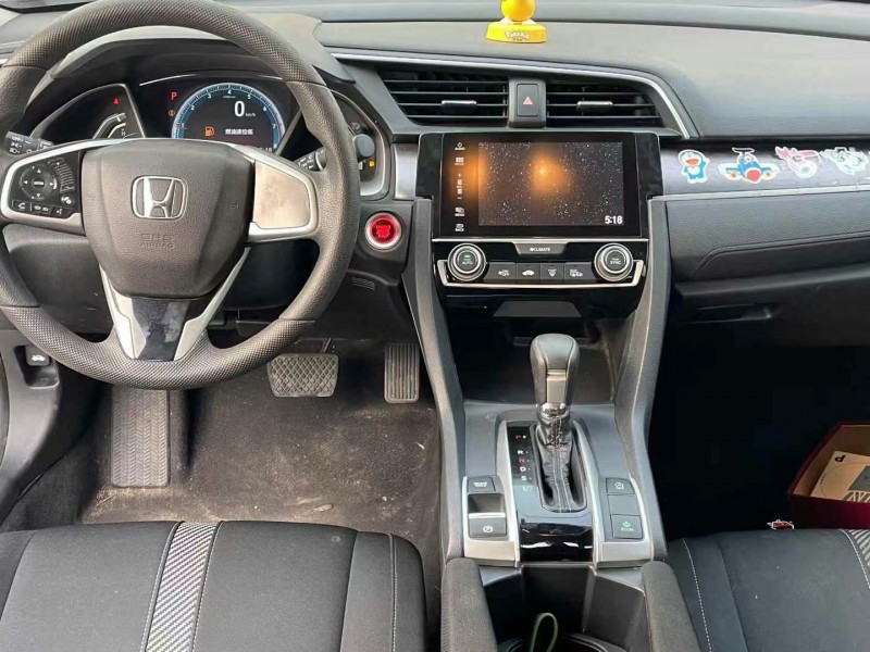 济宁16年本田思域5