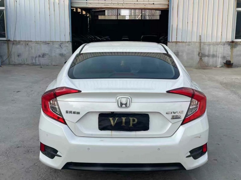 济宁16年本田思域9