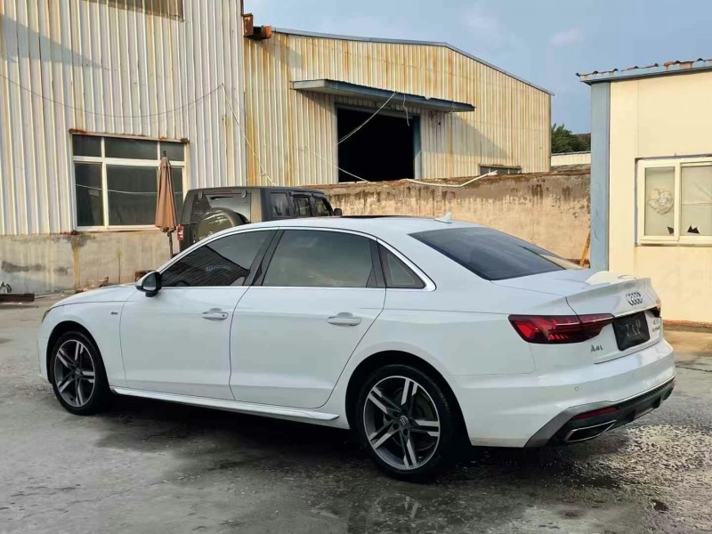 济宁21年奥迪A4L8