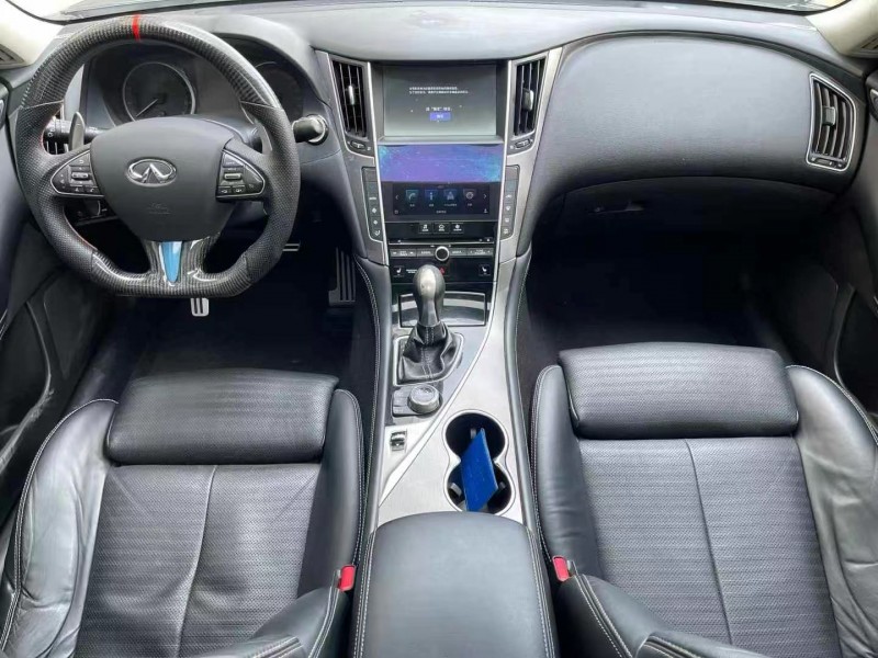 濟寧17年英菲尼迪QX506