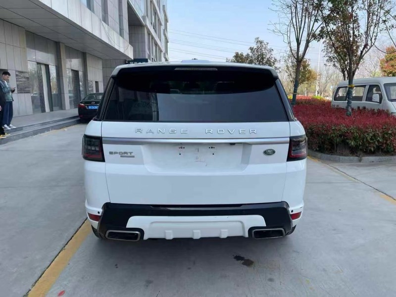 济宁14年路虎揽胜运动9