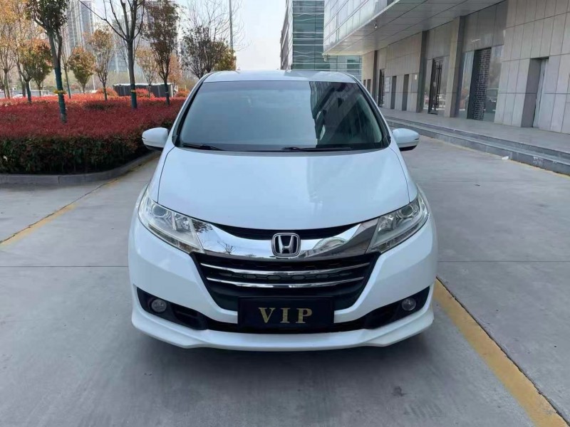 济宁16年本田奥德赛1