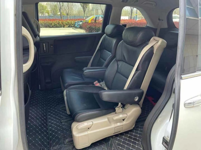 济宁16年本田奥德赛5