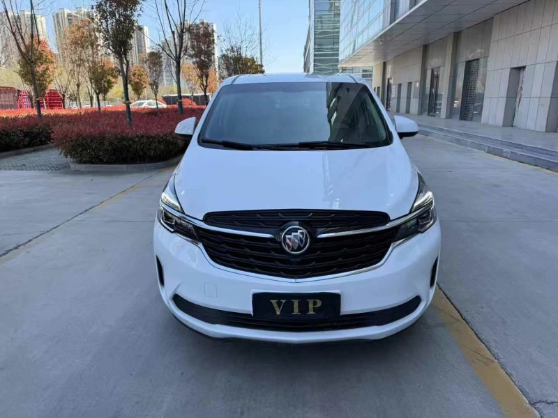 济宁22年别克GL81