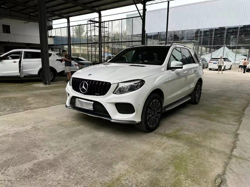 徐州17年奔驰GLE2