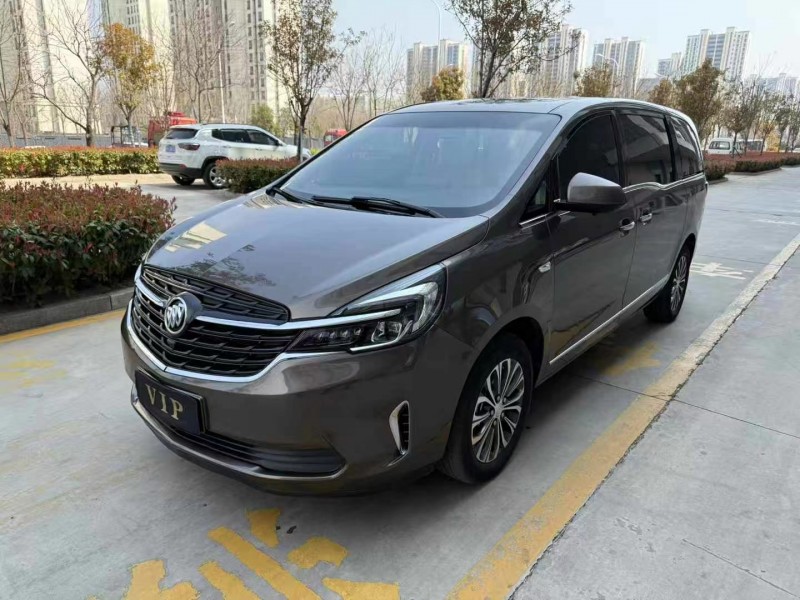 济宁22年别克GL83