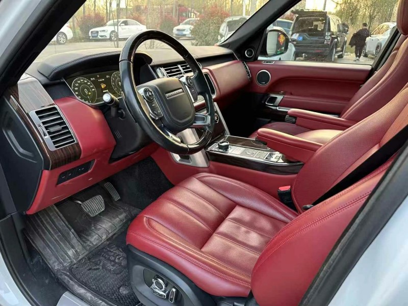 徐州18年路虎揽胜行政4