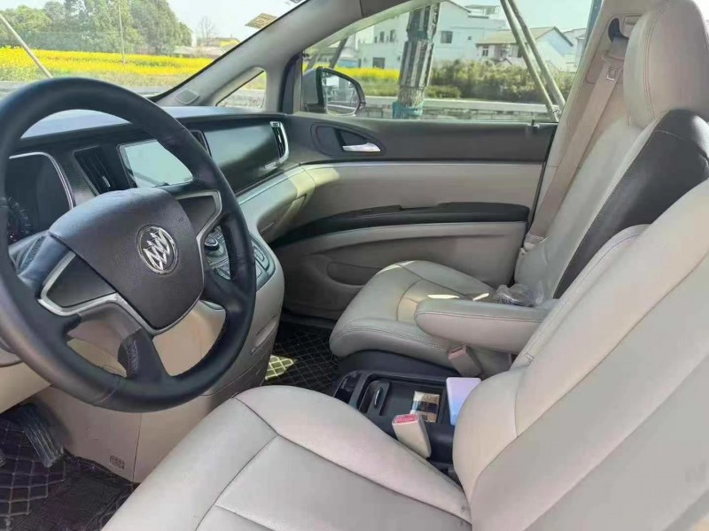 徐州13年别克GL85