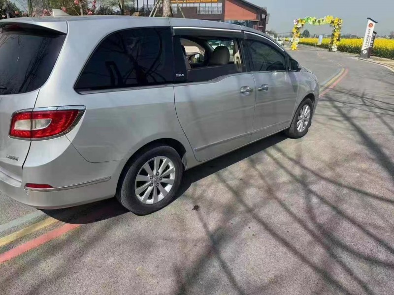 徐州13年别克GL87