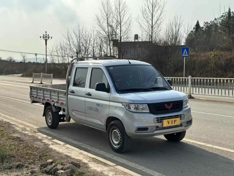 貴陽23年五菱汽車新卡3
