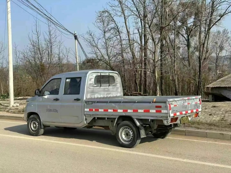 貴陽22年五菱汽車新卡6