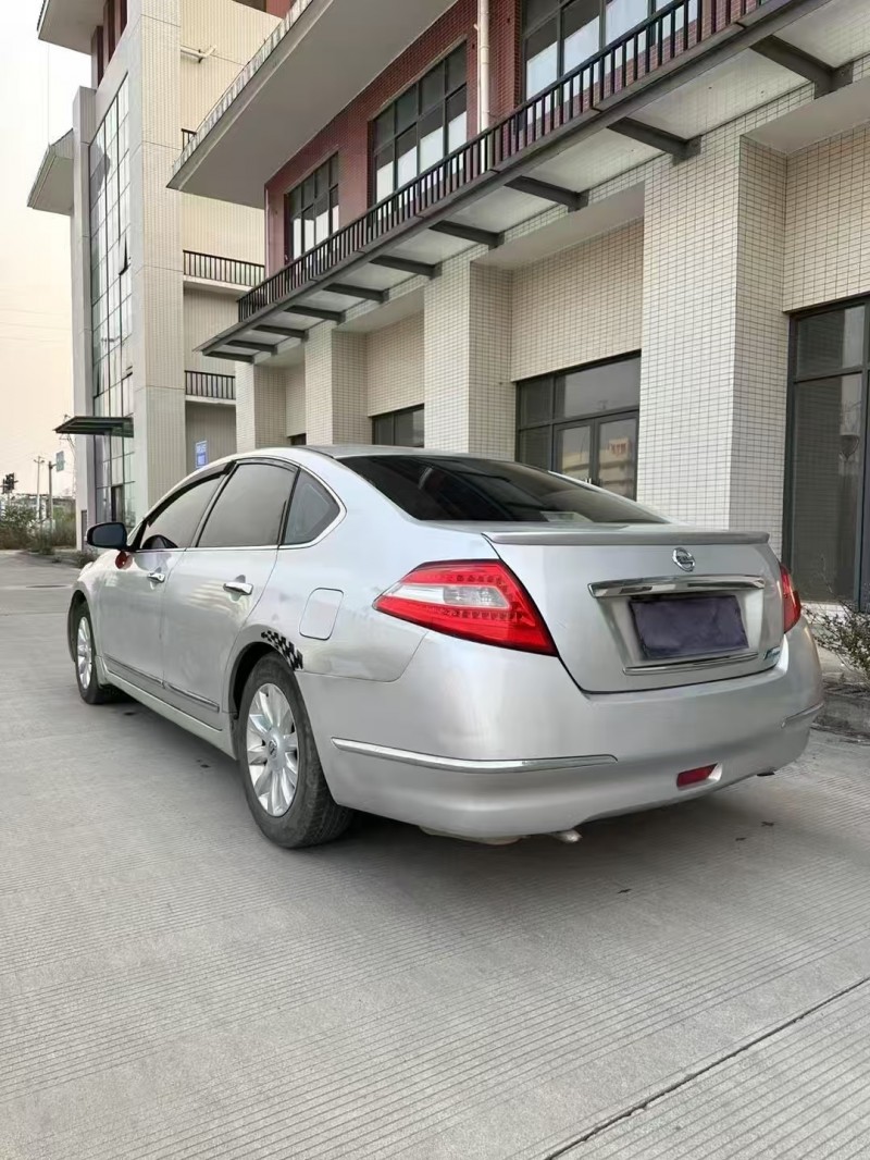 廣州10年日產天籟3