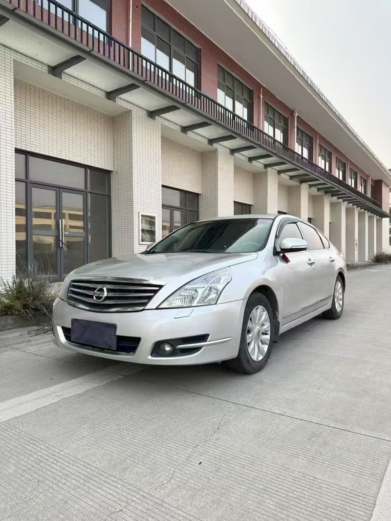 廣州10年日產天籟6