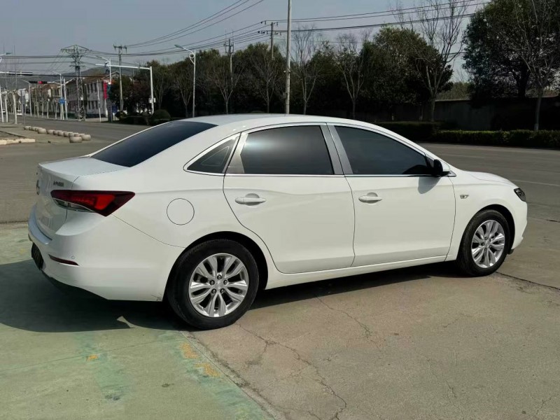 徐州21年别克英朗3