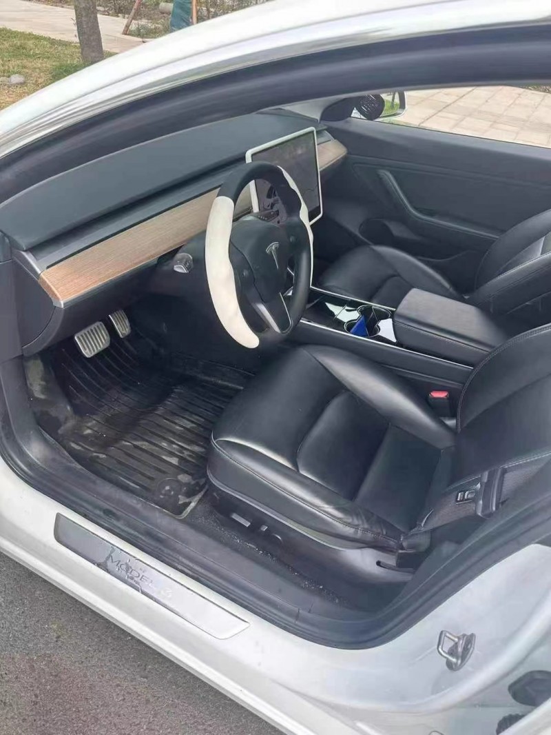 成都20年特斯拉MODEL 37
