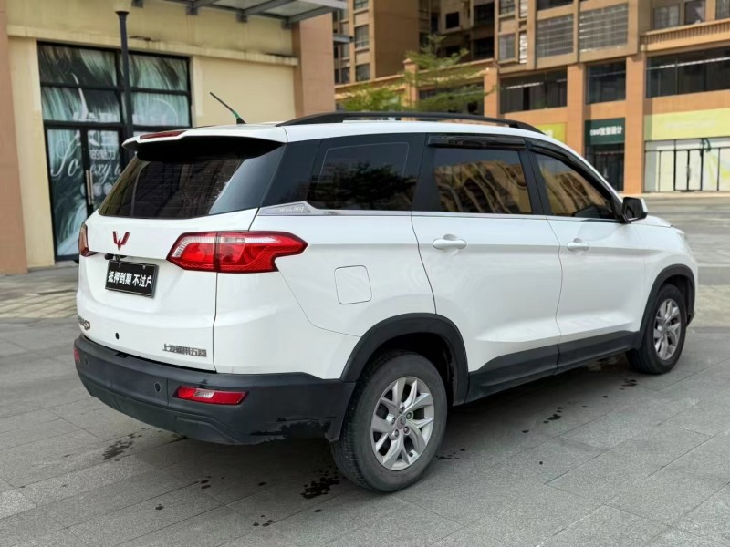 桂林22年五菱汽車宏光6