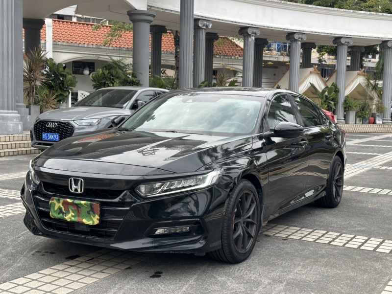 东莞19年本田雅阁3