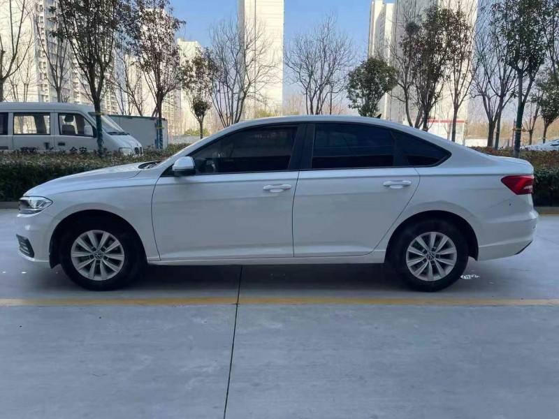 济宁21年大众朗逸7