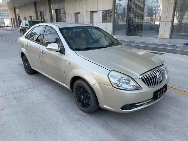 济宁14年别克凯越3