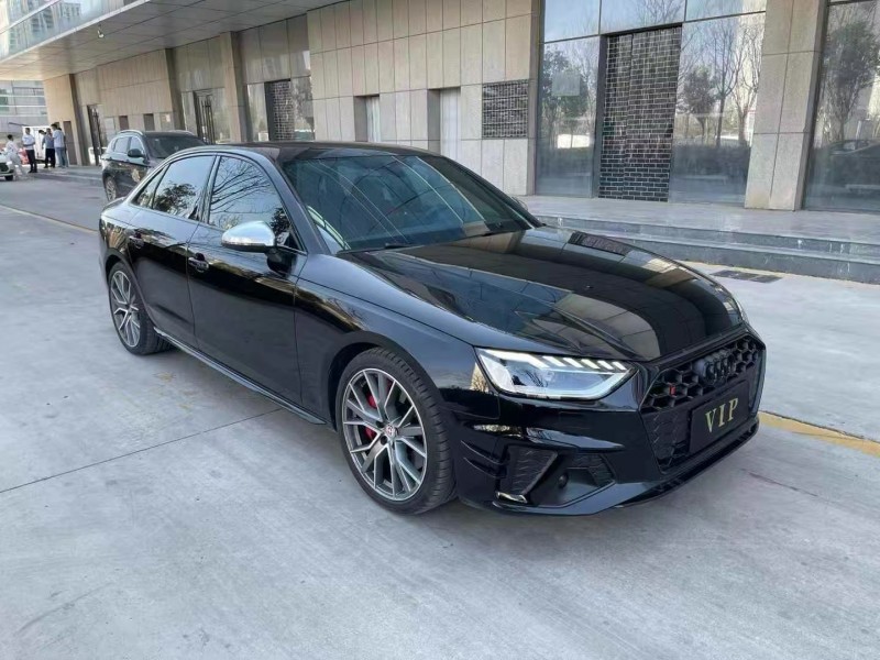 济宁22年奥迪S42