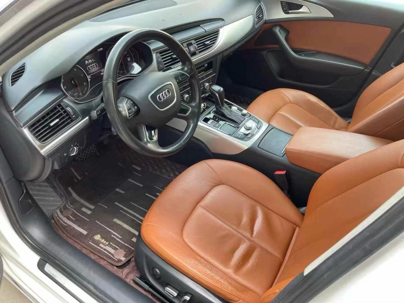 济宁16年奥迪A6L6