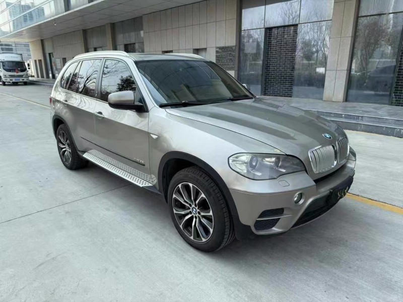 济宁11年宝马X52