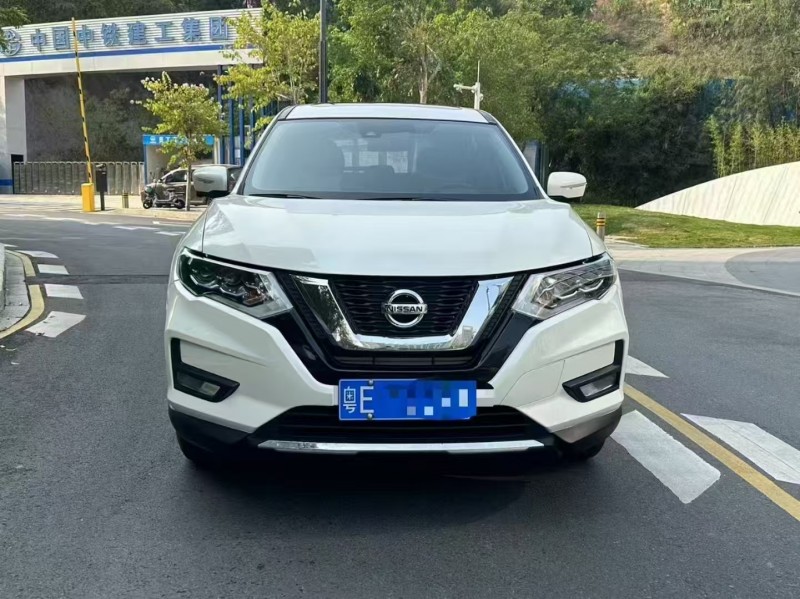 廣州22年日產奇駿1