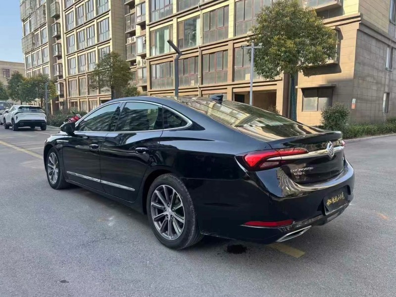 徐州20年别克君越7