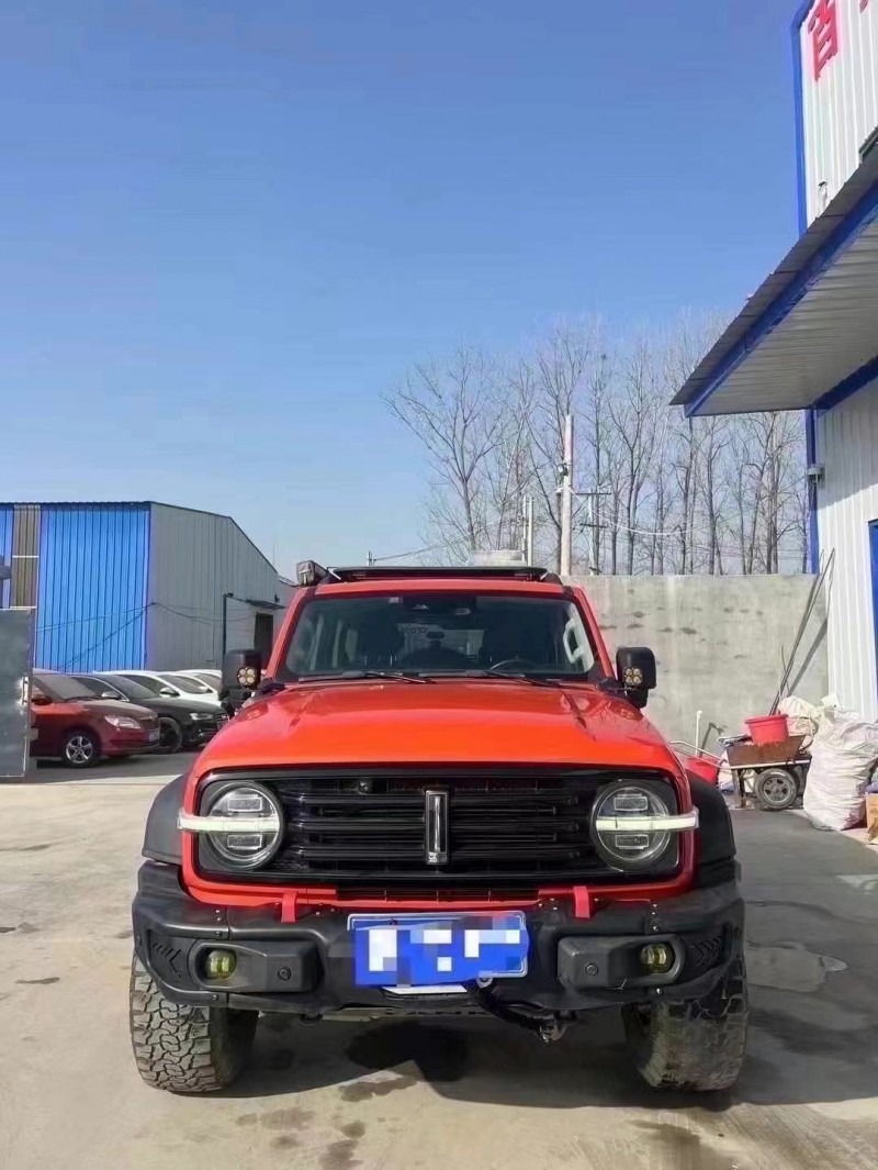 菏澤20年長城汽車坦克1