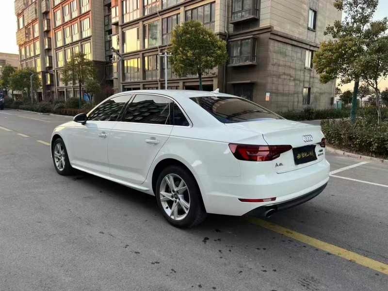 徐州18年奥迪A4L7