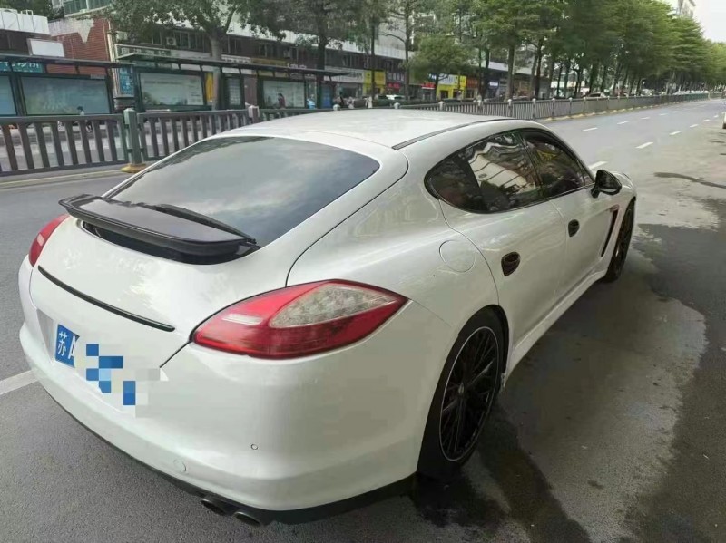 南京11年保時捷帕拉梅拉6