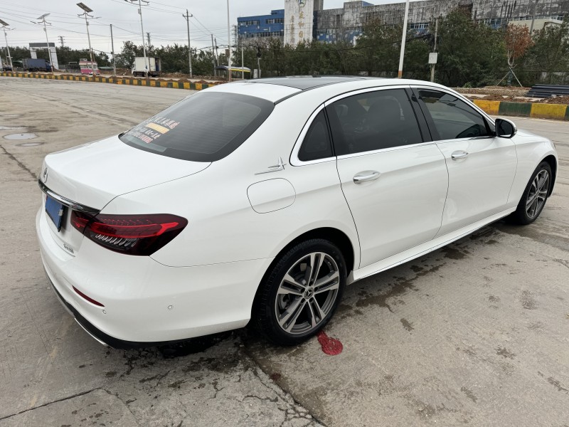 潮州22年奔馳E8