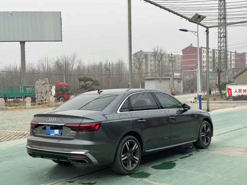 济宁21年奥迪A4L7
