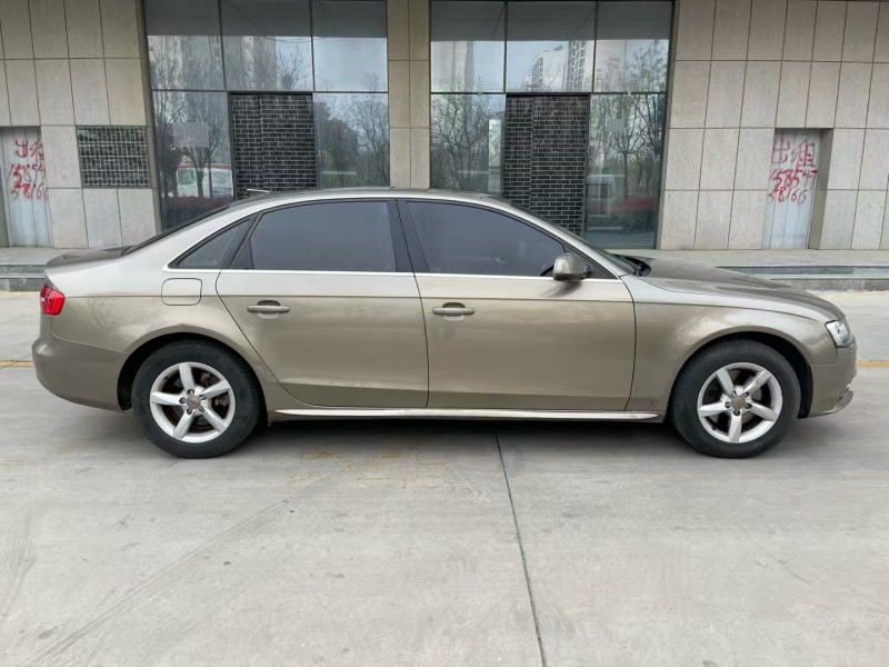 济宁15年奥迪A4L7