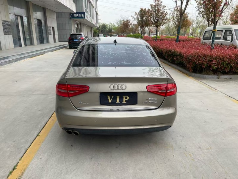 济宁15年奥迪A4L9