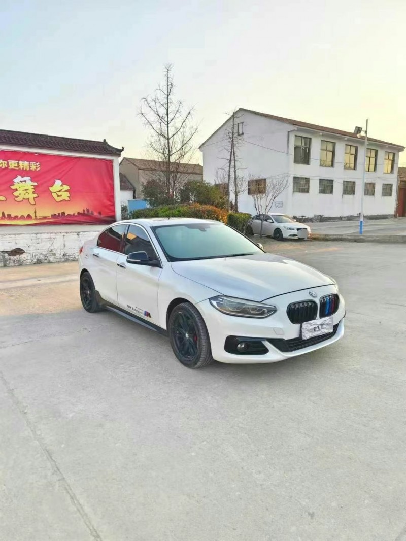 徐州17年宝马1系3
