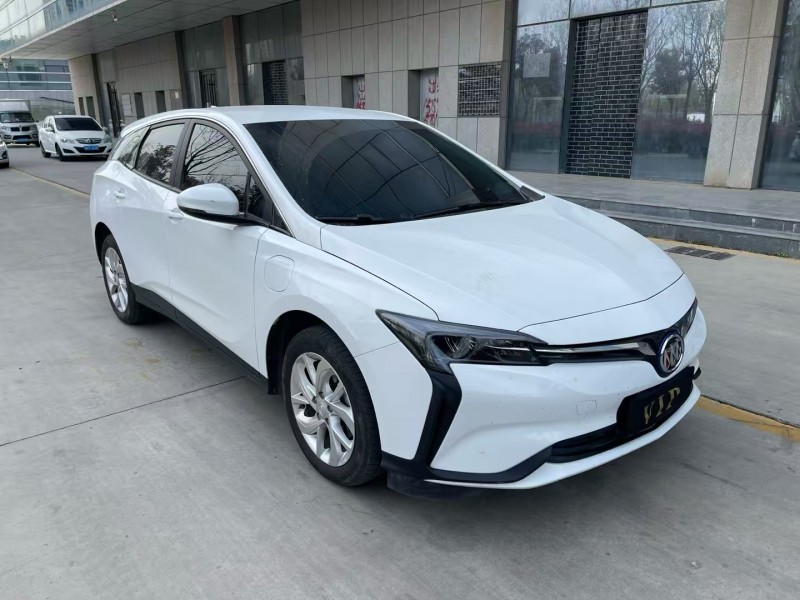 济宁24年别克微蓝2