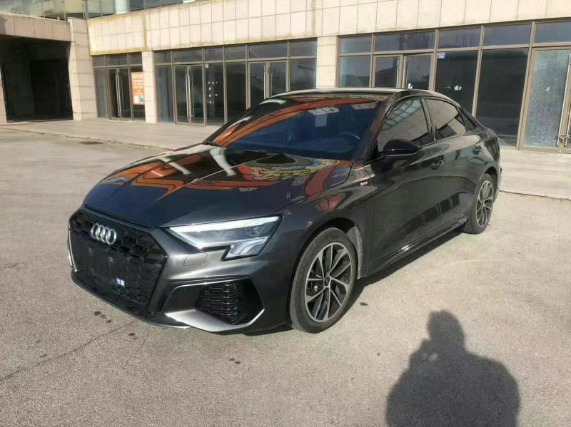 济宁23年奥迪A32