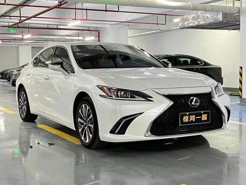 广州23年雷克萨斯ES2