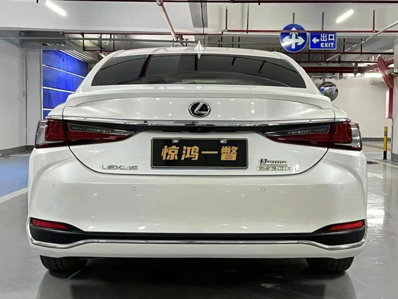 广州23年雷克萨斯ES9