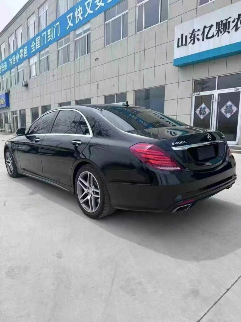 济宁18年奔驰S8