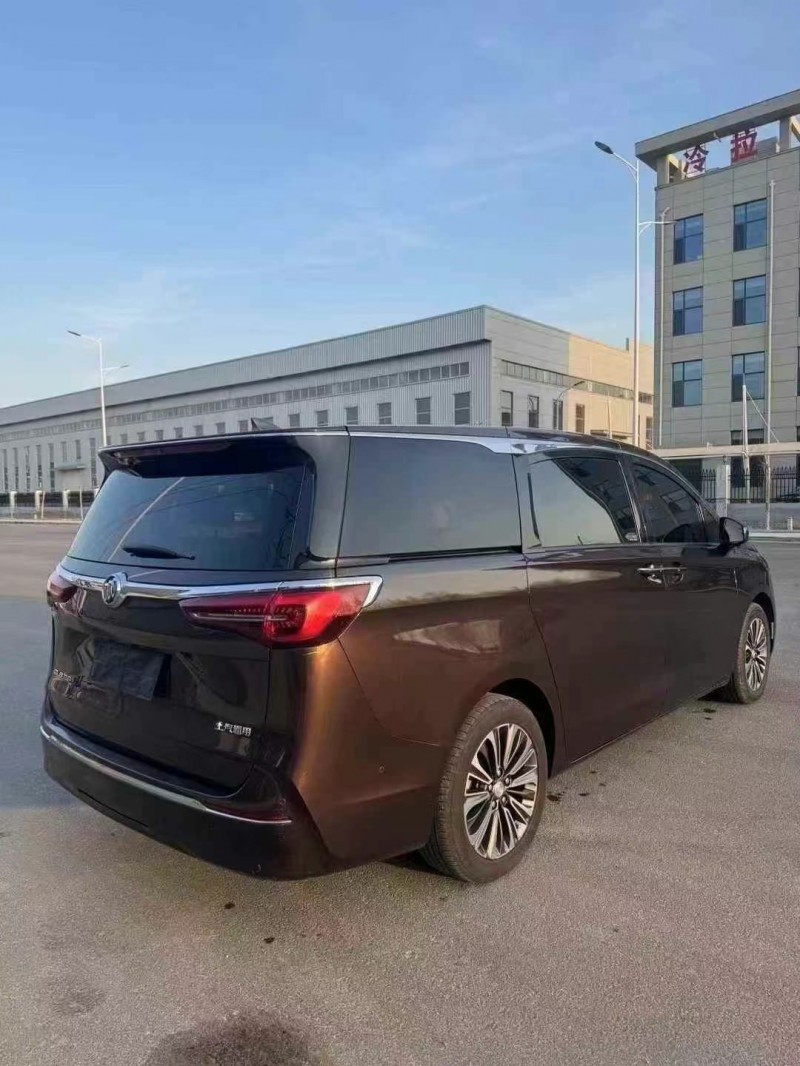 济宁21年别克GL88